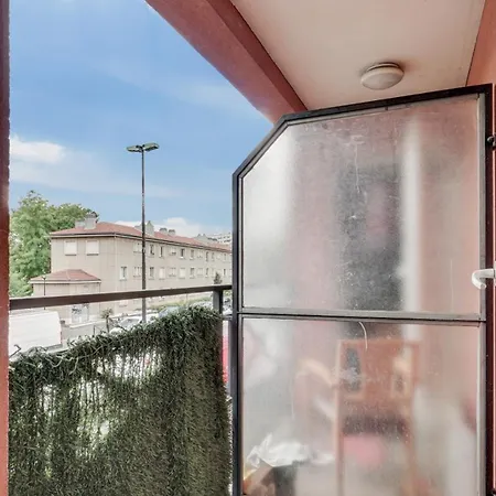 Apartment Chic With Parking Near Paris